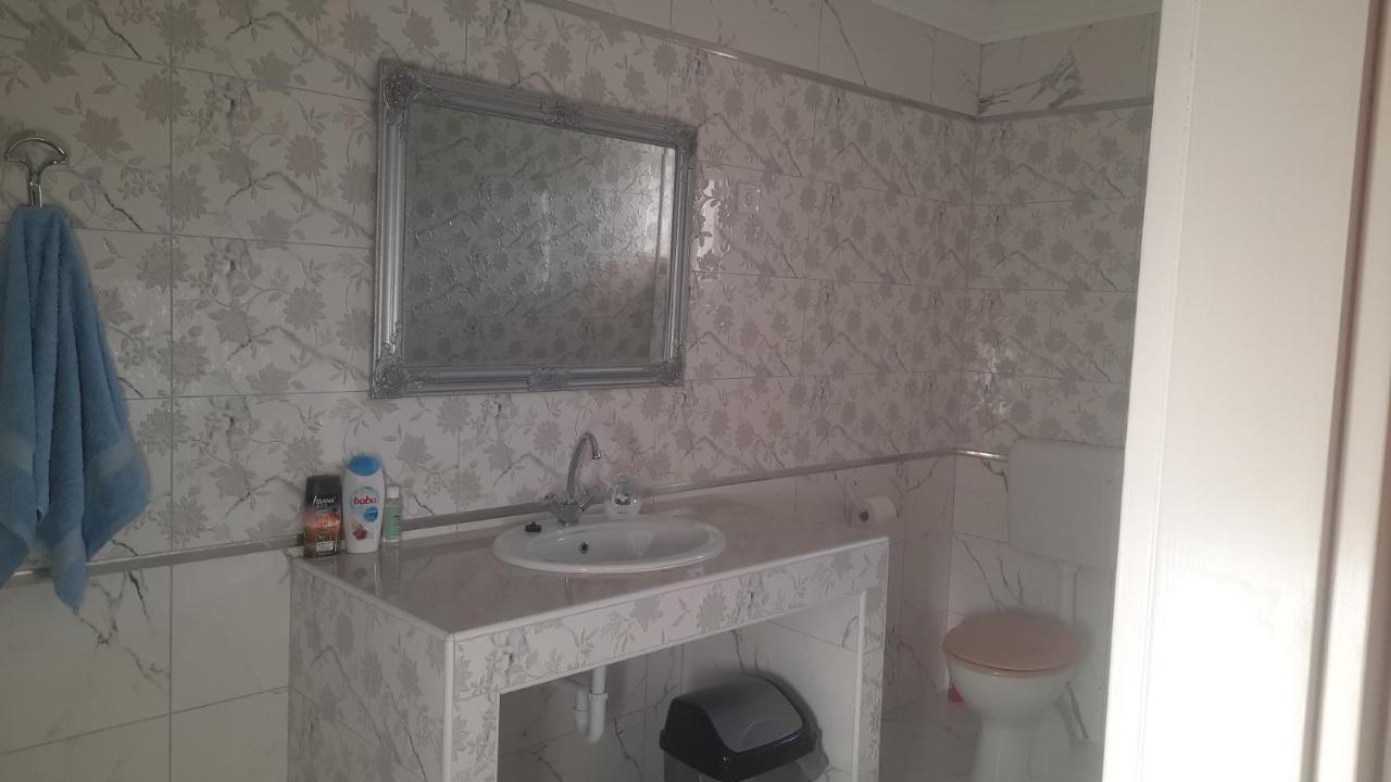 Torony Lovarda Maganszallas Homestay *
